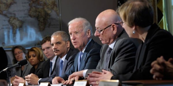 Joe Biden et les membres de la NRA