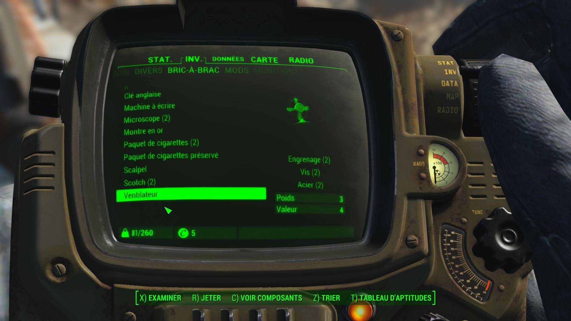 Lampe torche Fallout 4 : Comment activer la lumière de votre pip-boy