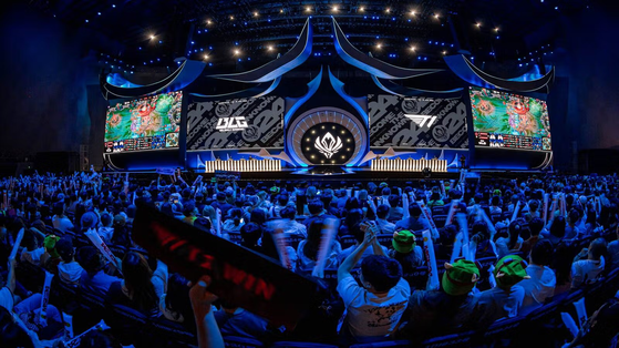 C'était l'un des meilleurs joueurs LoL au monde, mais Riot Games l'a banni pendant... 1 000 ans !