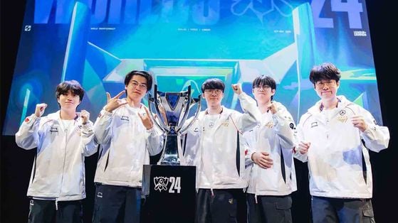 Worlds LoL 2025 : les vainqueurs T1 - League of Legends