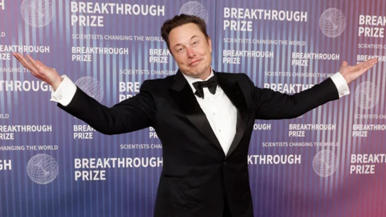 Elon Musk dépense 2 milliards d'euros pour concurrencer ChatGPT