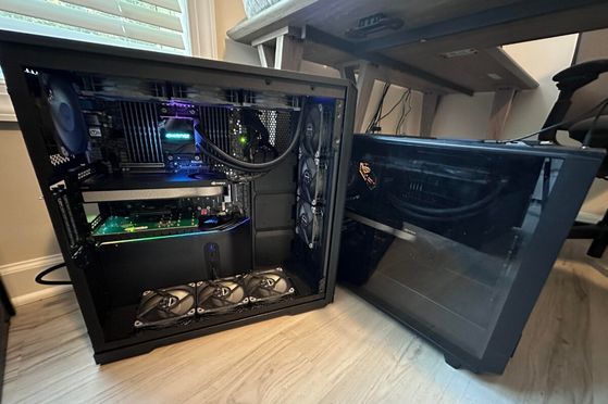 Il construit un PC surpuissant à 32 000€ qui ne peut pas faire tourner de jeux vidéo...