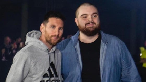 Ibai en compagnie de Lionel Messi - Millenium