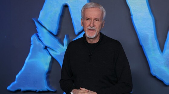 James Cameron poignardé sur le tournage d'un de ses films ? L'anecdote est folle mais bel et bien vraie !