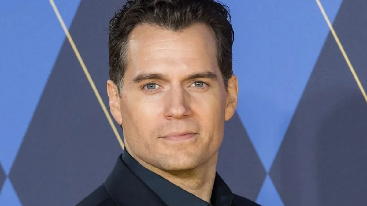ウィッチャーとスーパーマンの後、ヘンリー・カビルは映画館で最もカルトフランチャイズの1つに参加することができました