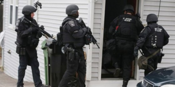 Le SWAT débarque à la OpTic House