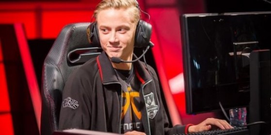 Rekkles Ask The Pros : interview Riot